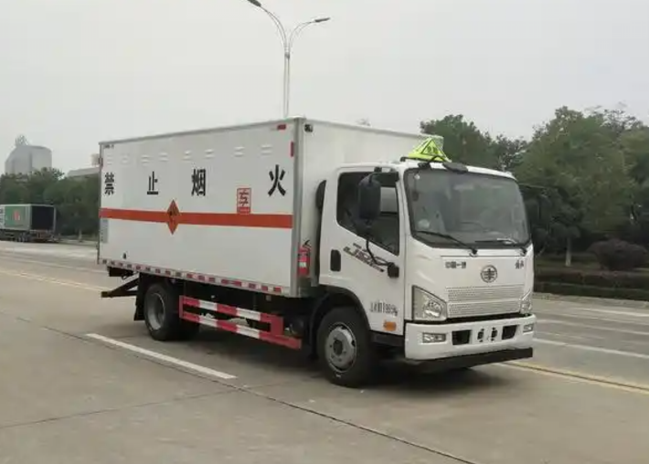 如东爆破器材运输车可以上高速吗？